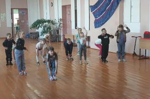 «Веселые Вытворяшки в Доме детского творчества!» «Веселые Вытворяшки в Доме детского творчества!».